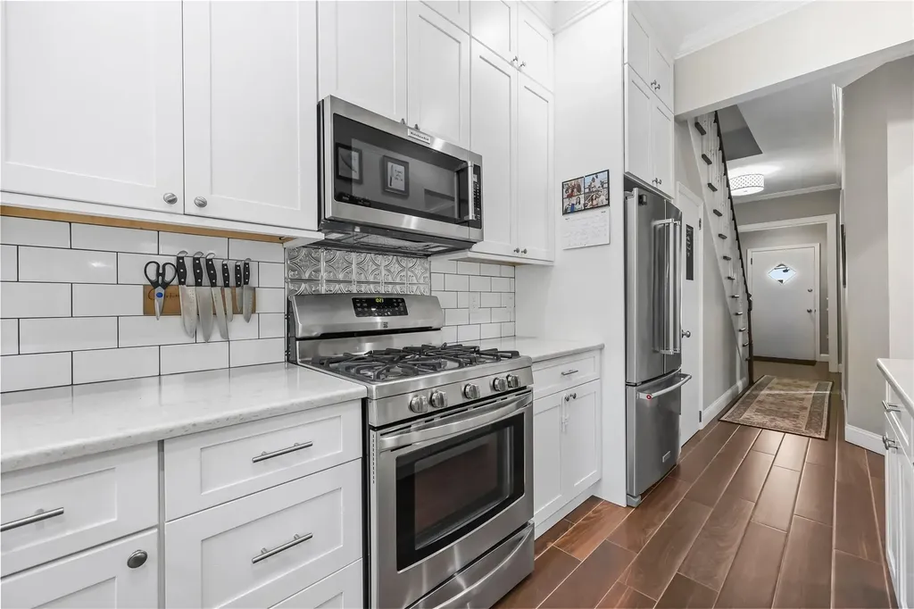 31 Glover Avenue Yonkers NY 10704