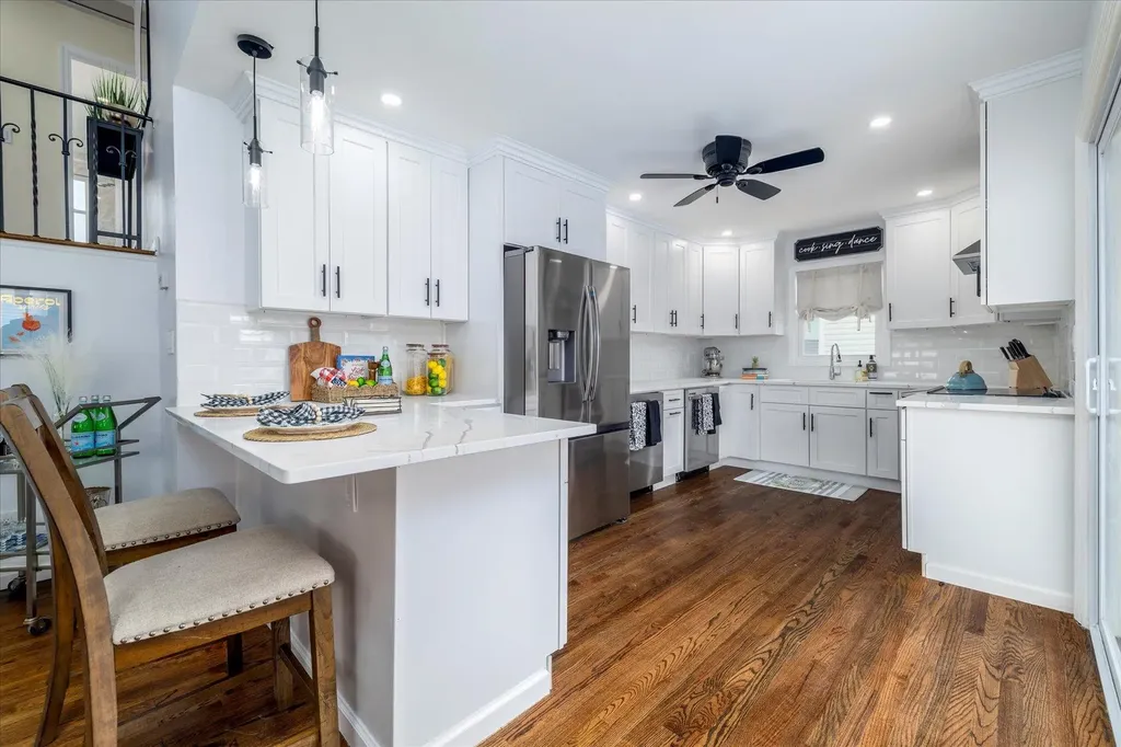 322 Dennis Street Oceanside NY 11572
