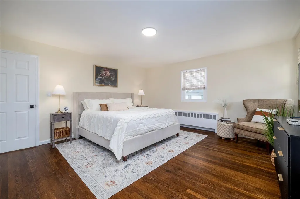 322 Dennis Street Oceanside NY 11572