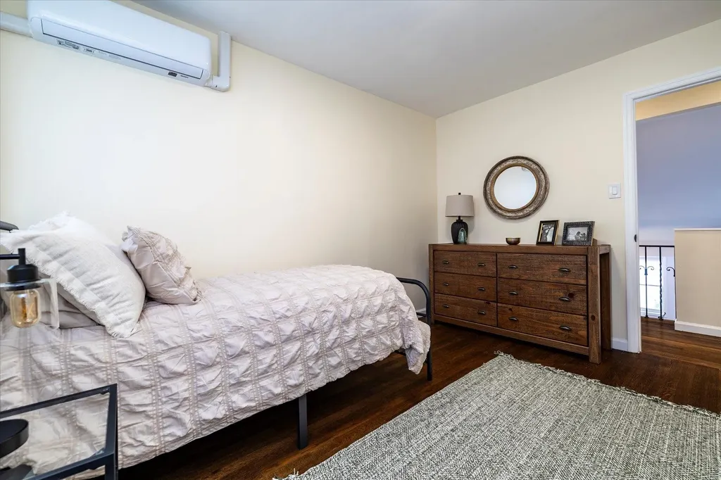 322 Dennis Street Oceanside NY 11572
