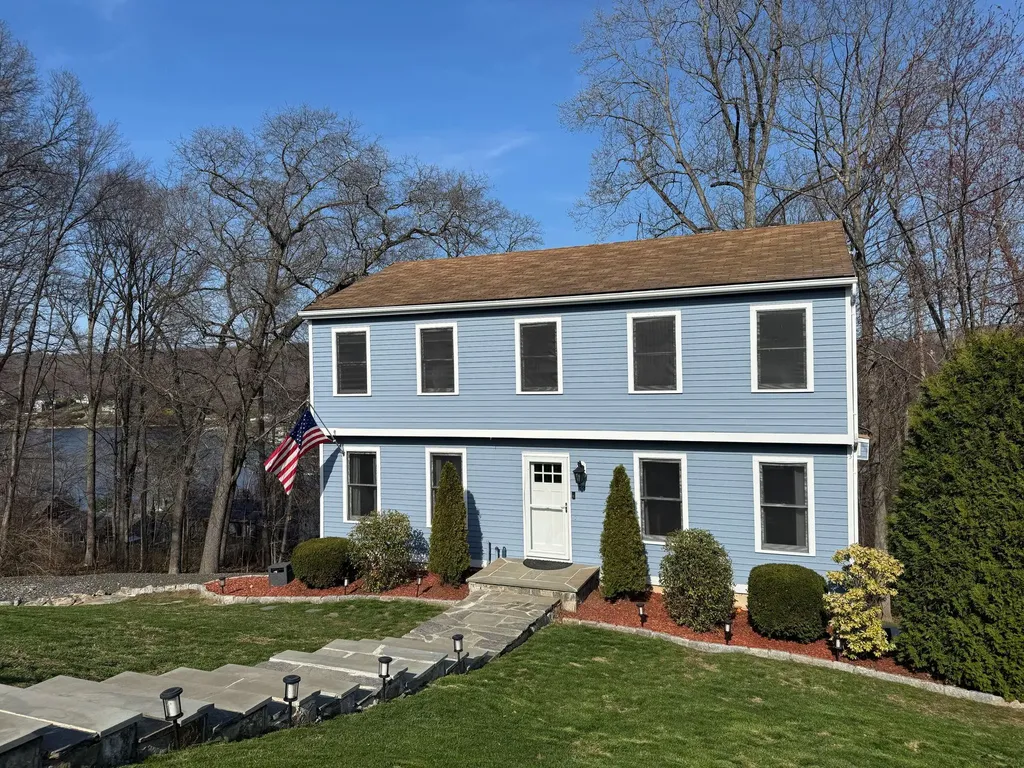 53 Clearview Drive Brookfield CT 06804