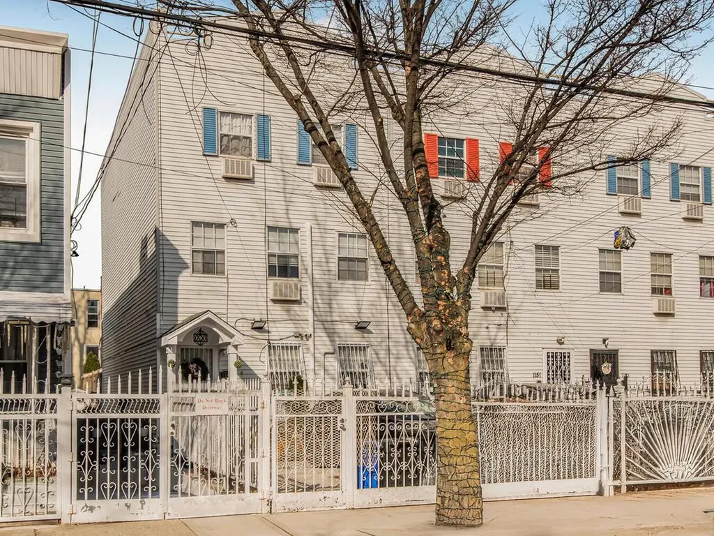1149 Simpson Street Bronx NY 10459