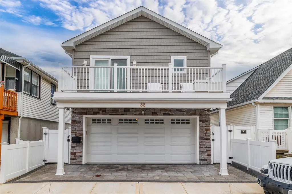 88 Oregon Street Long Beach NY 11561