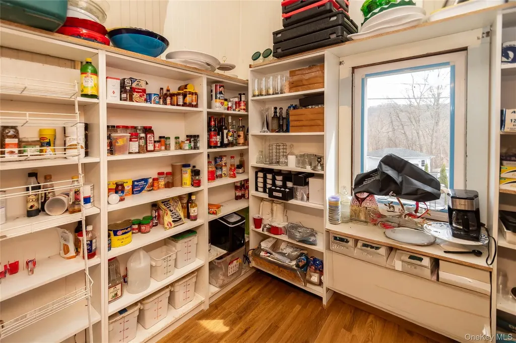 11 Orange Turnpike Southfields NY 10975