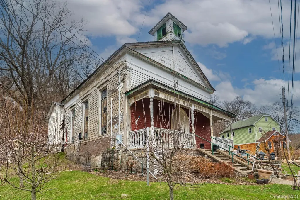 11 Orange Turnpike Southfields NY 10975