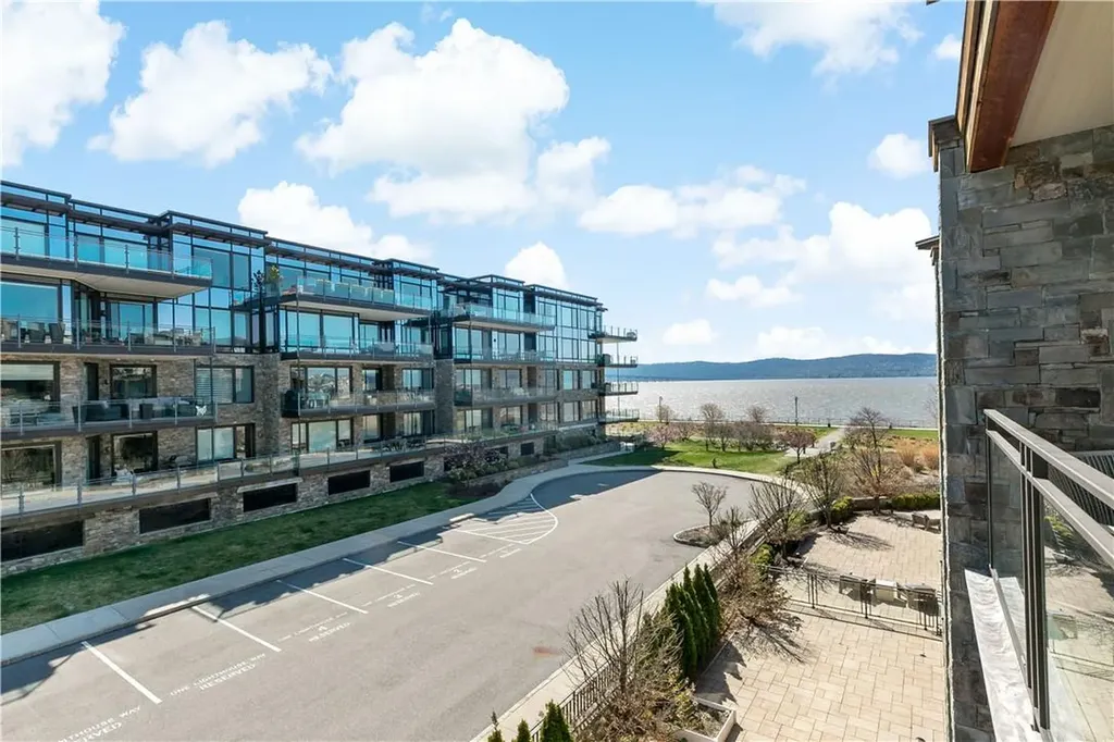 45 Hudson View Way Tarrytown NY 10591