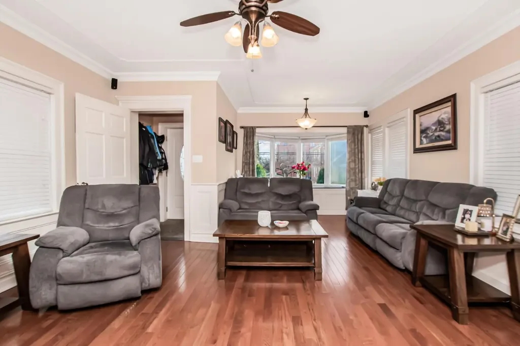 81 East 235th Street Bronx NY 10470