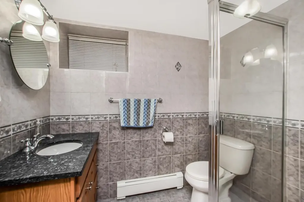 81 East 235th Street Bronx NY 10470