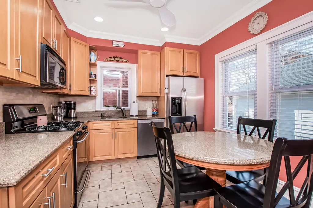 81 East 235th Street Bronx NY 10470
