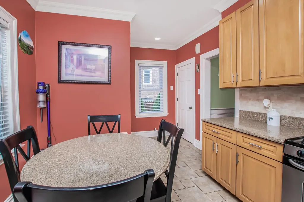 81 East 235th Street Bronx NY 10470
