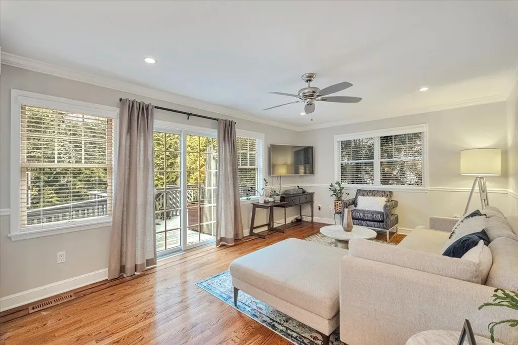 103 Bell Road Scarsdale NY 10583