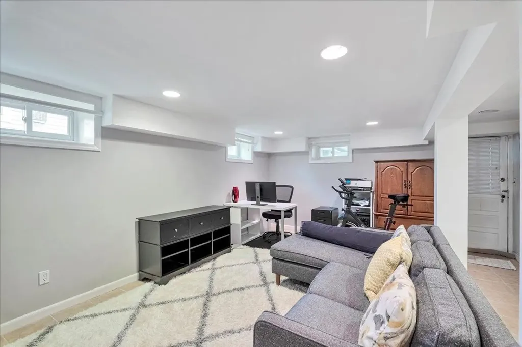 103 Bell Road Scarsdale NY 10583
