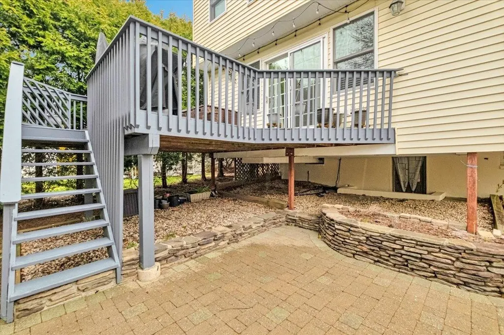 103 Bell Road Scarsdale NY 10583
