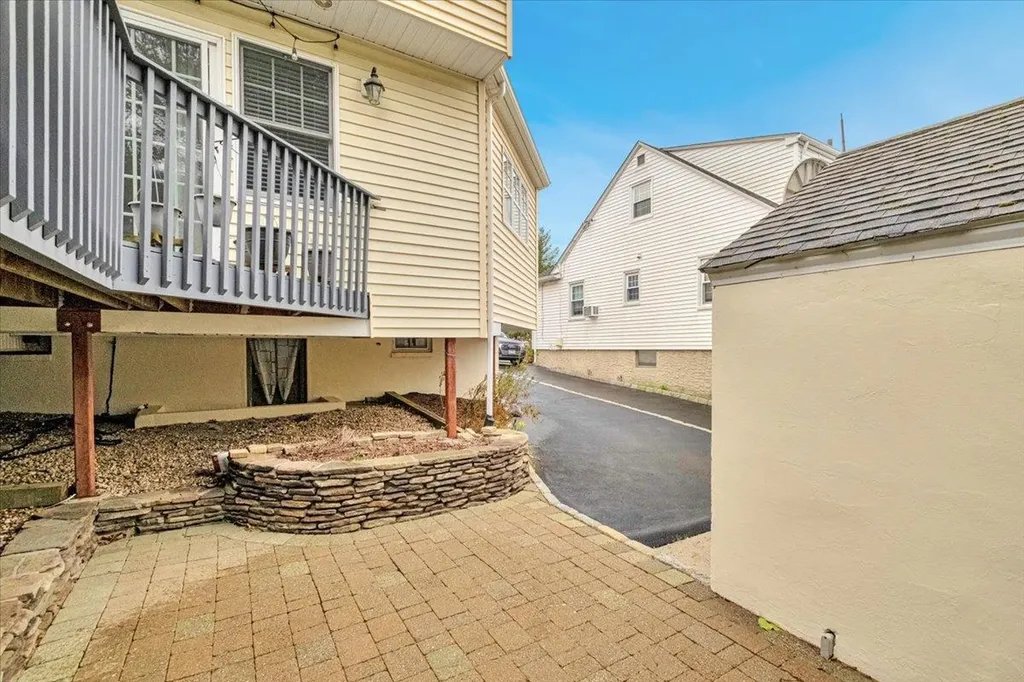 103 Bell Road Scarsdale NY 10583