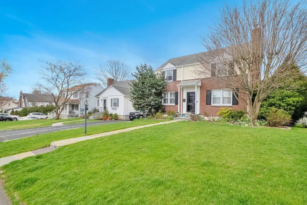 103 Bell Road Scarsdale NY 10583