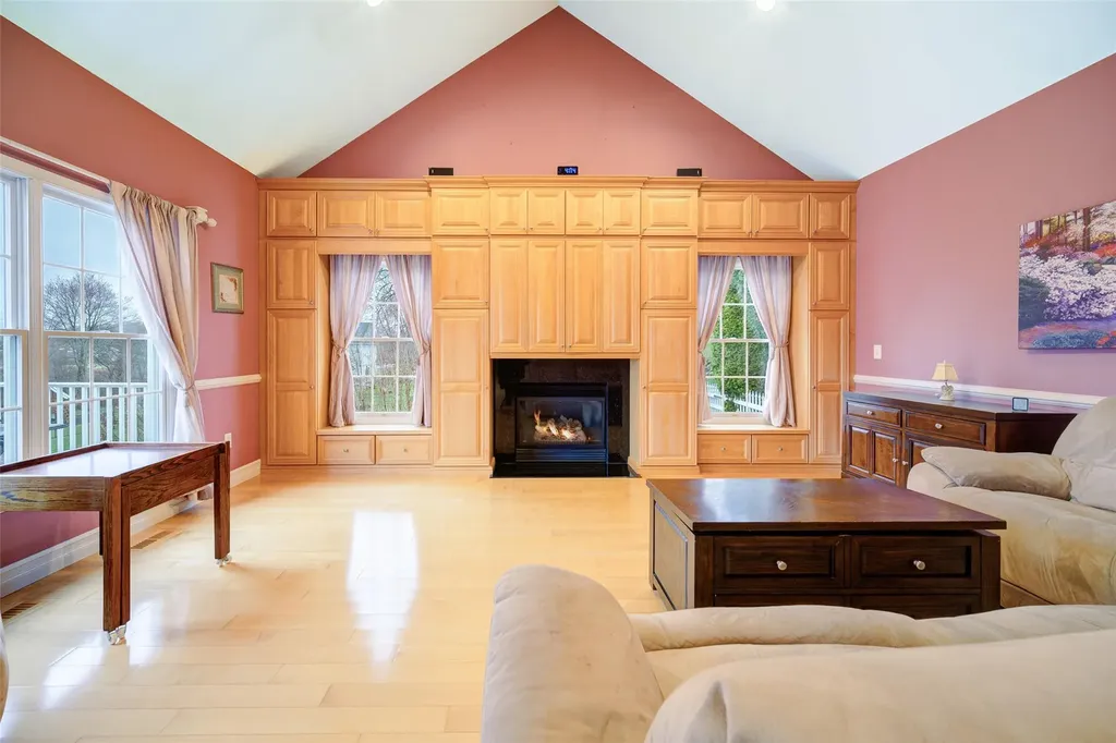 48 Duke Drive Carmel NY 10512