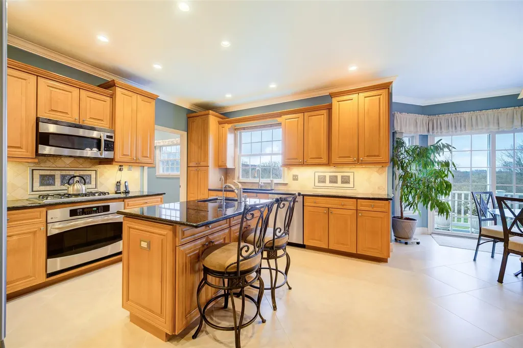 48 Duke Drive Carmel NY 10512
