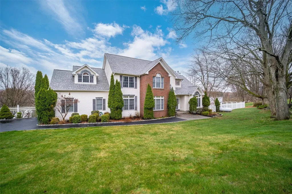 48 Duke Drive Carmel NY 10512