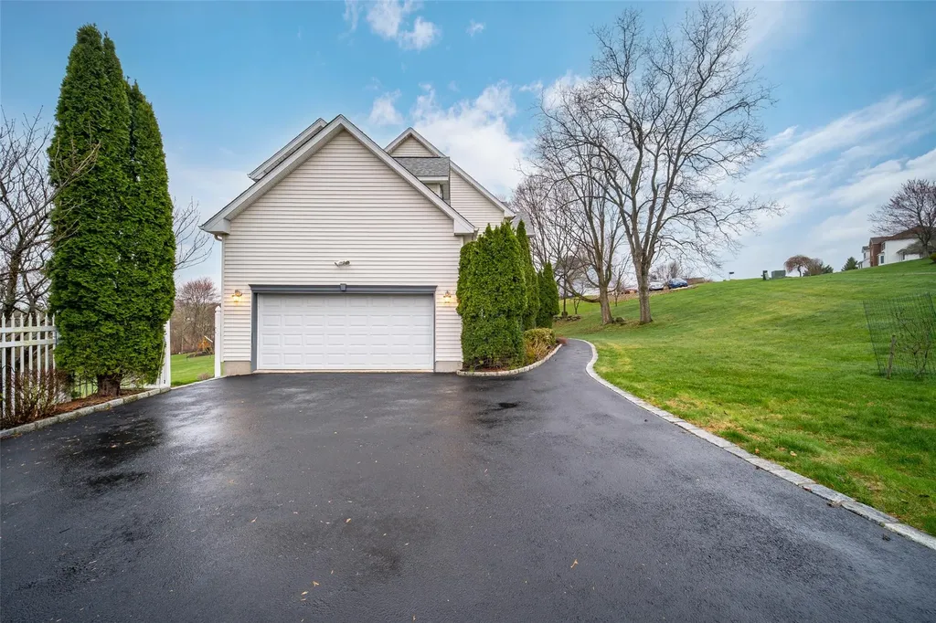 48 Duke Drive Carmel NY 10512