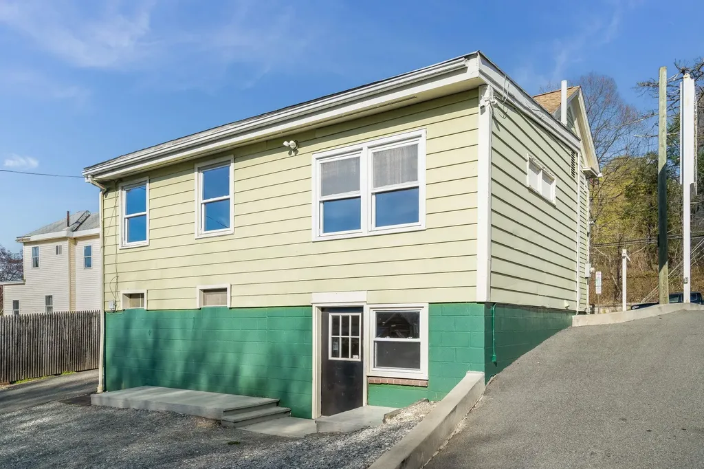 116 Washington Street Peekskill NY 10566