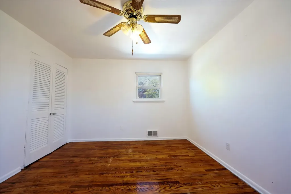 27 Campo Avenue Selden NY 11784
