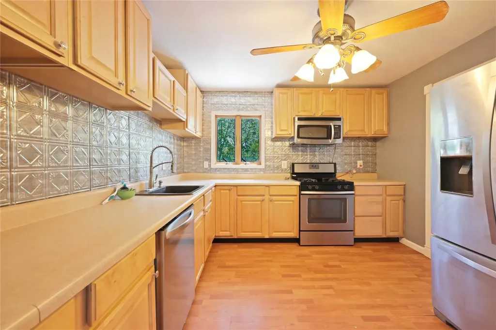 27 Campo Avenue Selden NY 11784