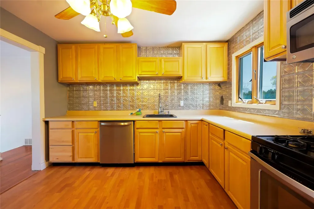 27 Campo Avenue Selden NY 11784