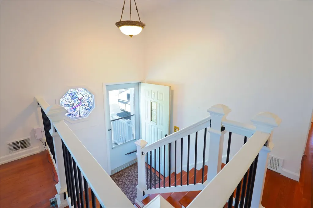 27 Campo Avenue Selden NY 11784