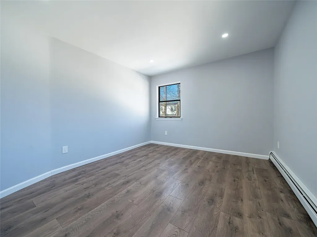 55 Madison Avenue Roosevelt NY 11575
