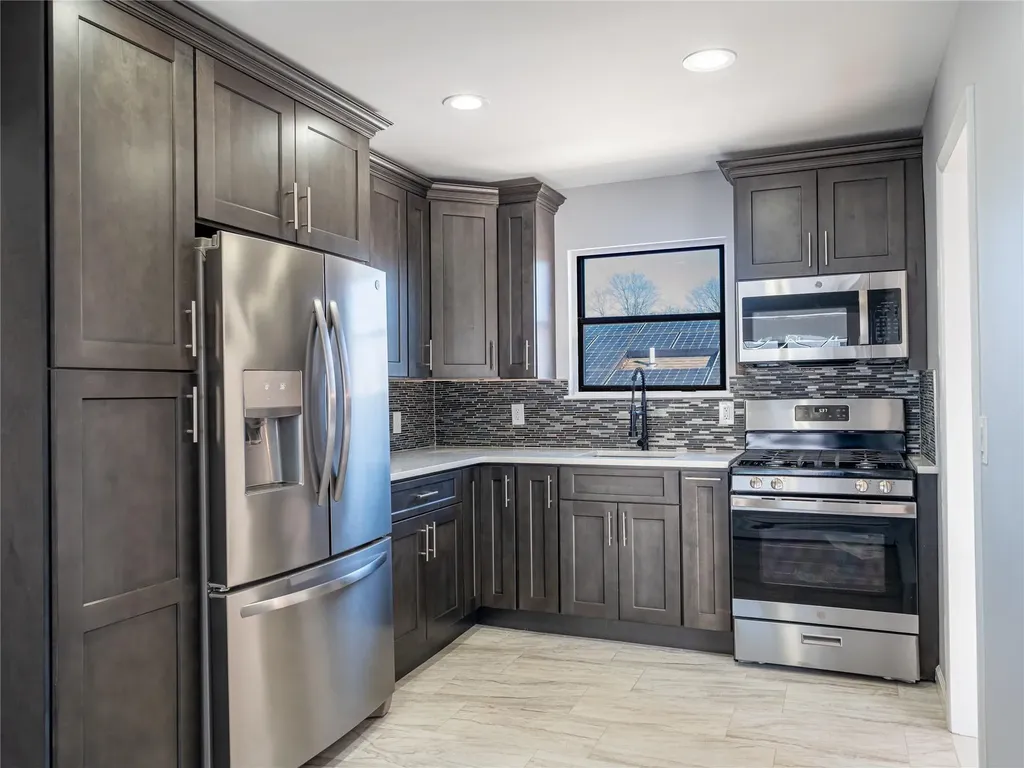 55 Madison Avenue Roosevelt NY 11575
