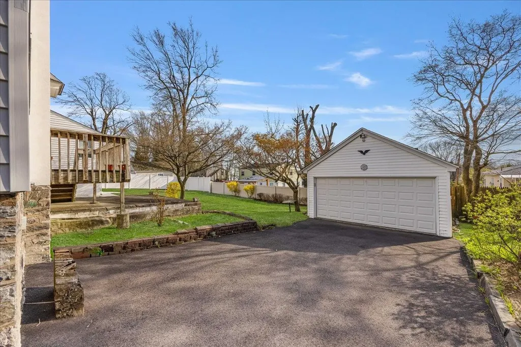 353 Bellevue Avenue Yonkers NY 10703