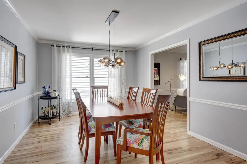 17 Juniper Place Huntington NY 11743