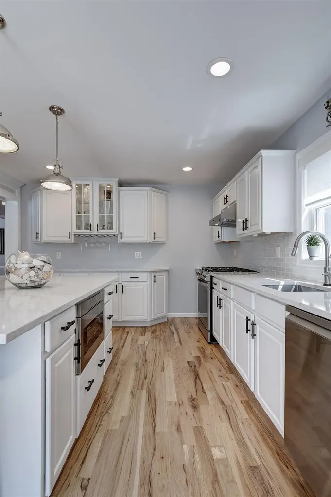 17 Juniper Place Huntington NY 11743