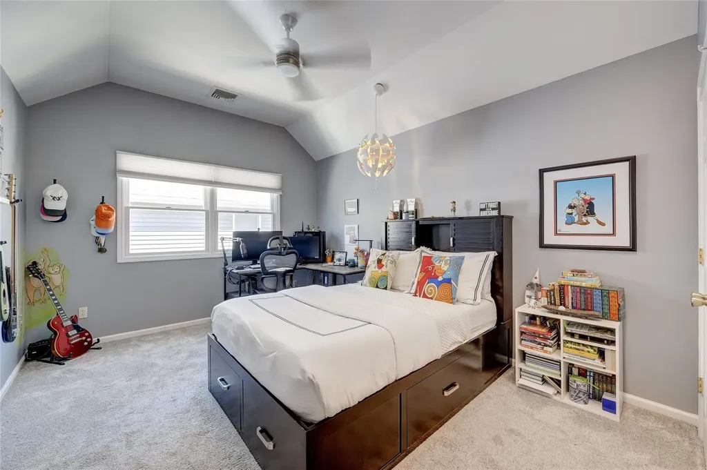 17 Juniper Place Huntington NY 11743