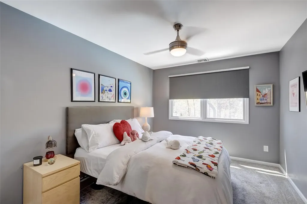 17 Juniper Place Huntington NY 11743