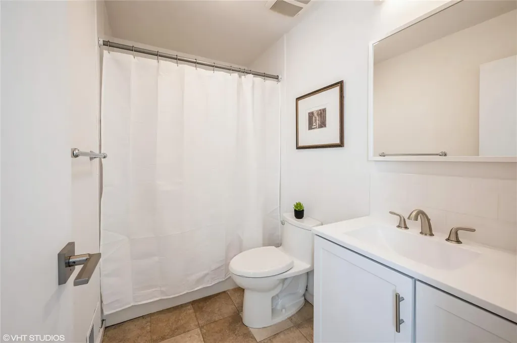 26 The Hamlet Pelham NY 10803