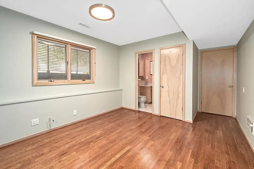 38 Stonewall Circle White Plains NY 10607