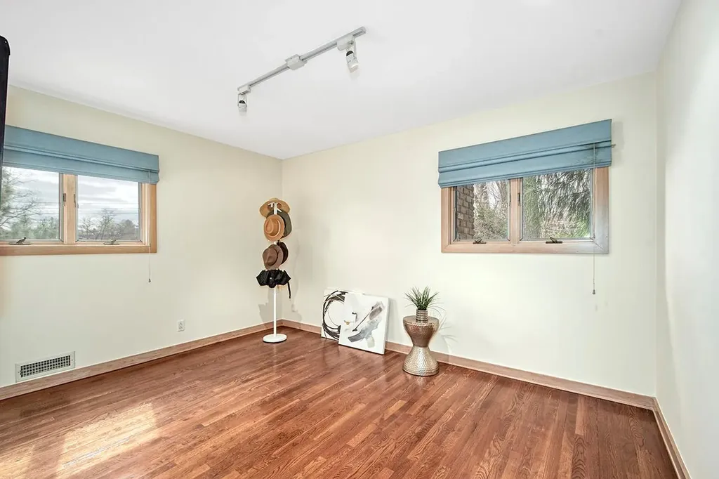 38 Stonewall Circle White Plains NY 10607