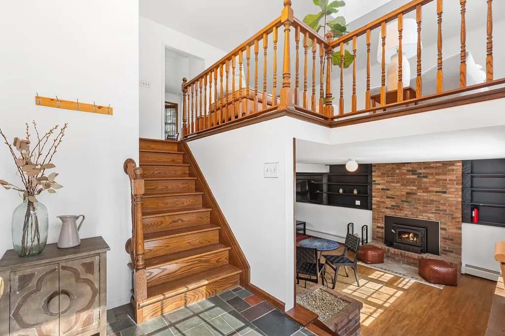 716 Stone Lane West Hurley NY 12491