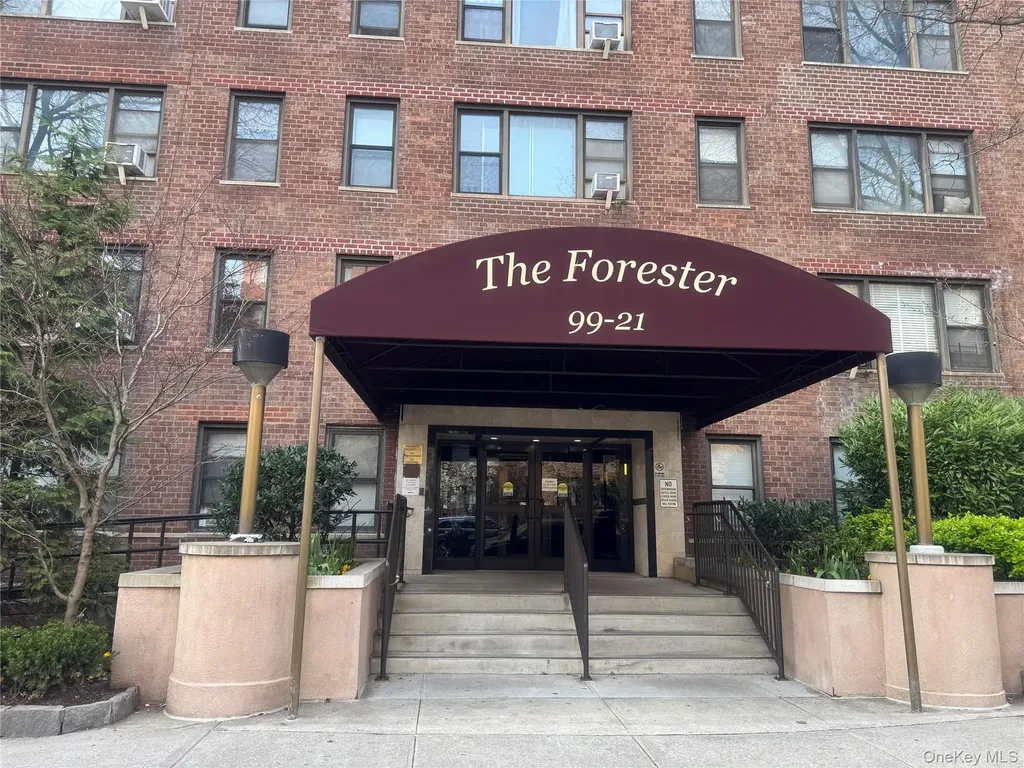 99-21 67th Road Forest Hills NY 11375