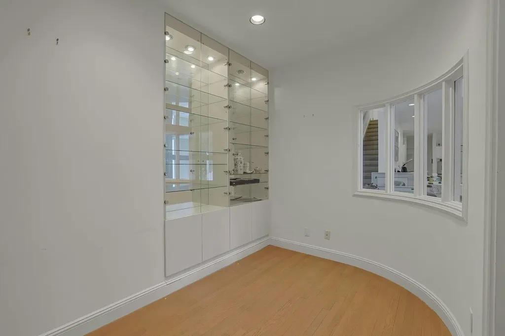 2 Sherbrooke Park Purchase NY 10577