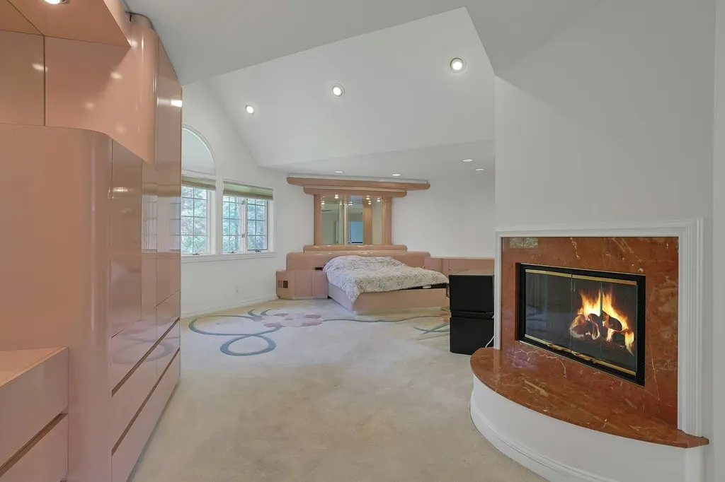 2 Sherbrooke Park Purchase NY 10577