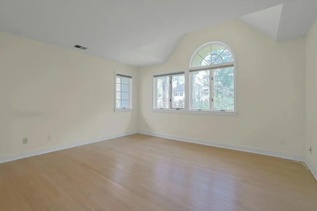 2 Sherbrooke Park Purchase NY 10577