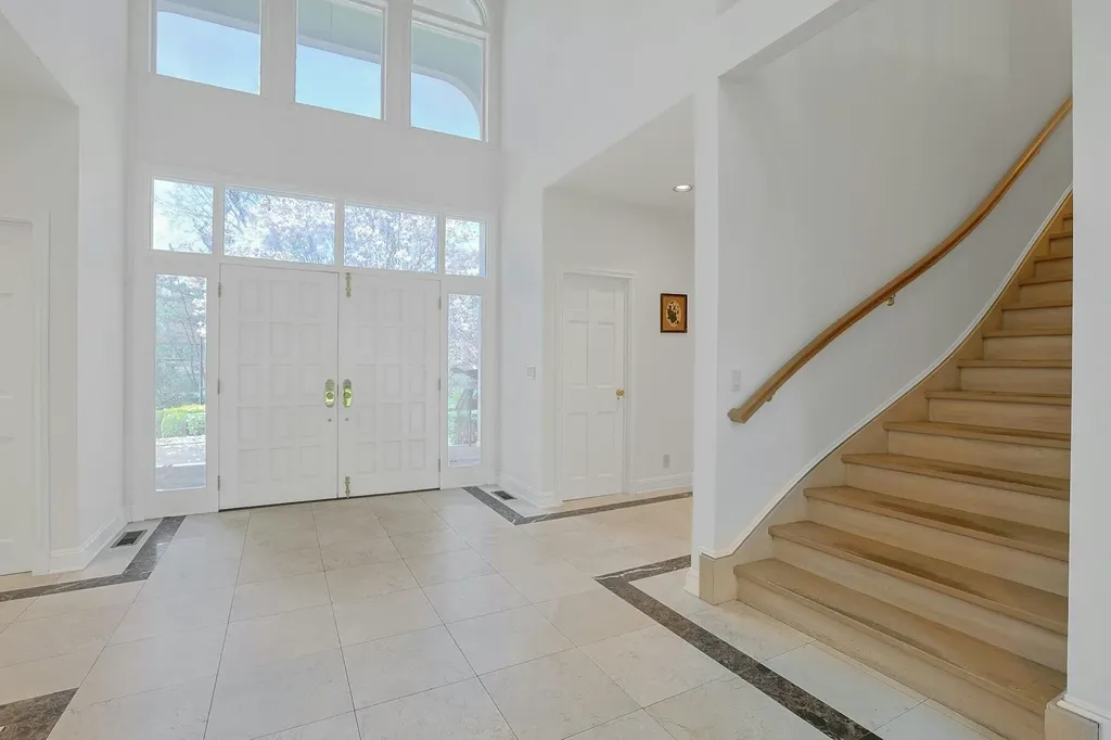 2 Sherbrooke Park Purchase NY 10577