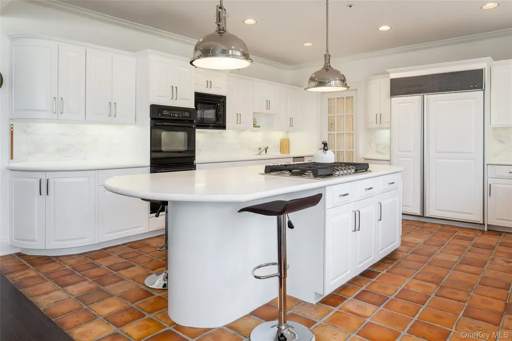7 Coventry Court Purchase NY 10577