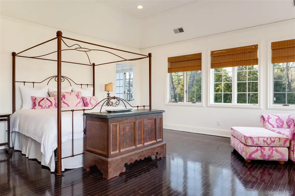 7 Coventry Court Purchase NY 10577