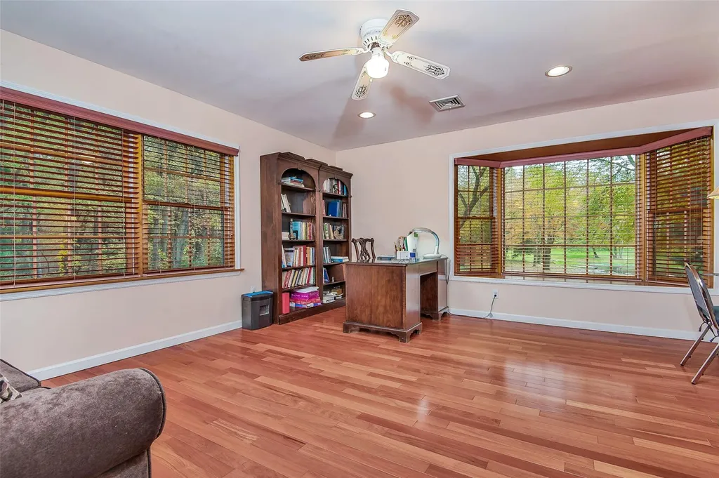 4 Lyons Court Armonk NY 10504