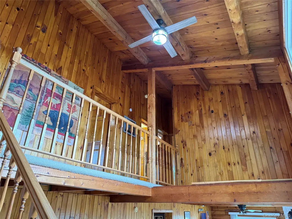 12 Wyms Heights Drive Marlboro NY 12542