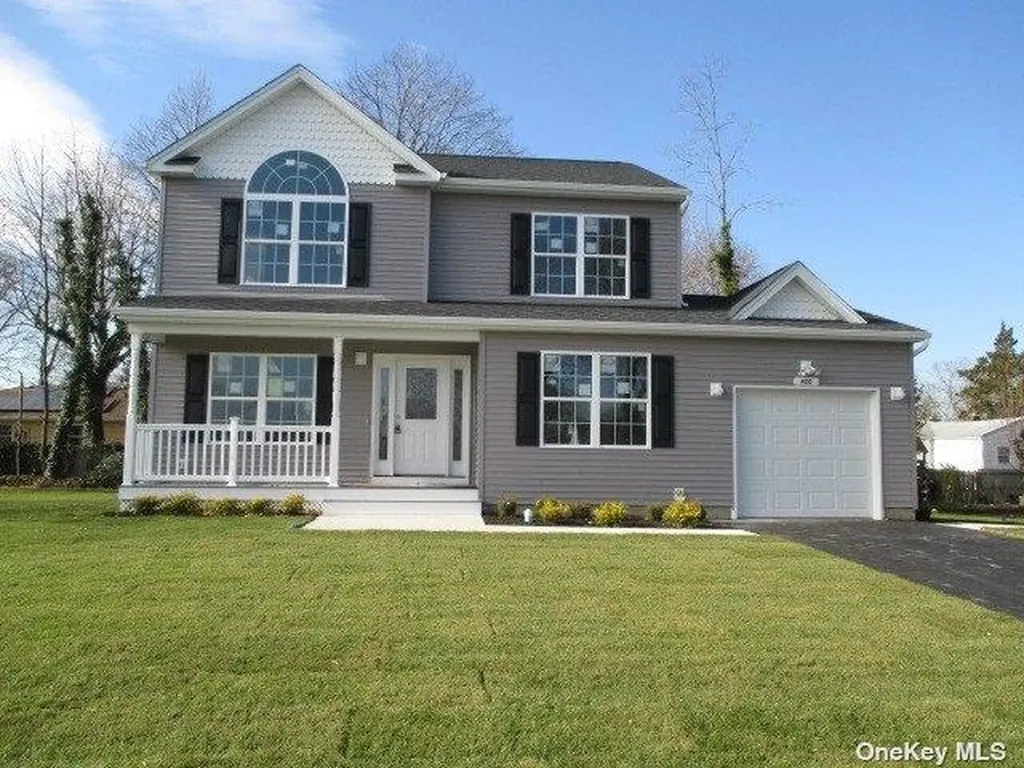 730 Bourdois Avenue Bellport NY 11713