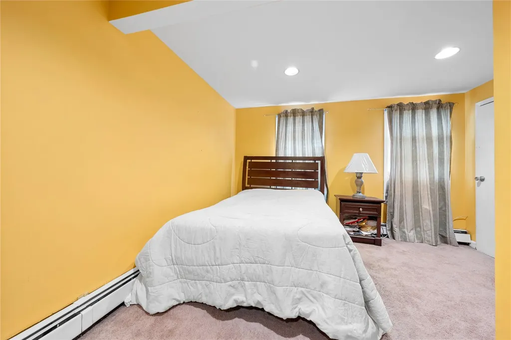 37 Oceanview Avenue Valley Stream NY 11581